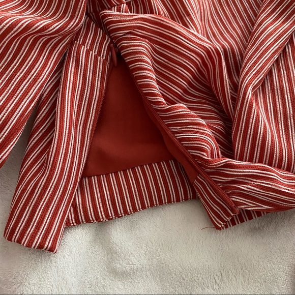 109. Chriselle X J.O.A Crop Tie Blouse Top - Picture 6 of 7